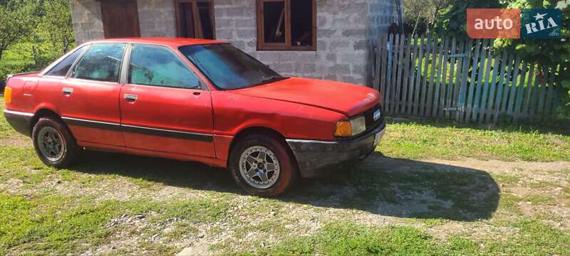 Седан Audi 80 1989 в Вижниці