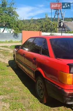 Седан Audi 80 1989 в Вижниці