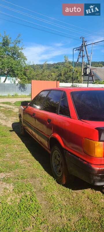 Седан Audi 80 1989 в Вижниці