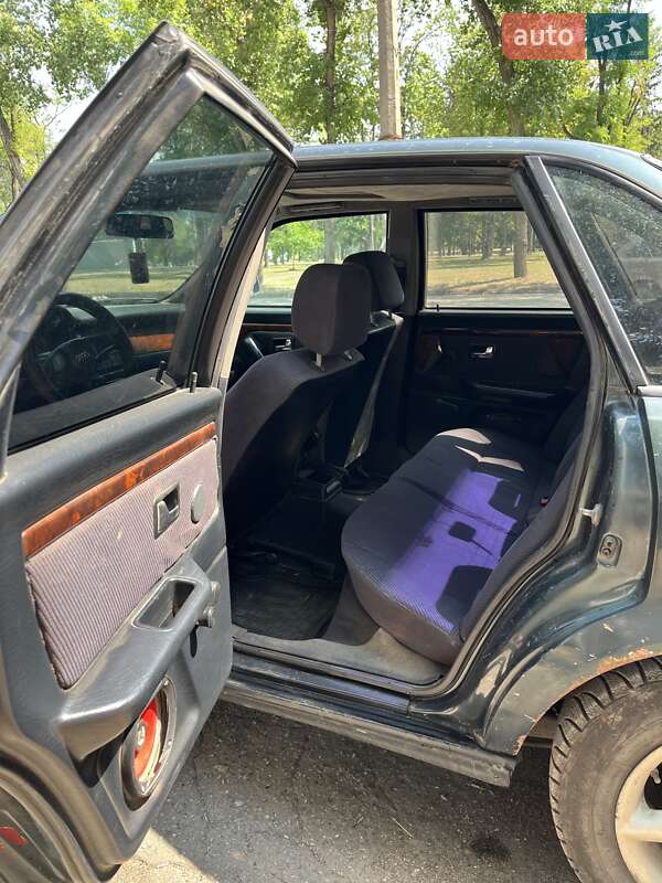 Седан Audi 80 1992 в Кривом Роге