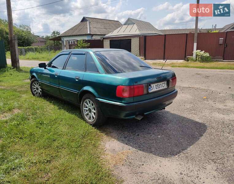 Седан Audi 80 1993 в Решетиловке