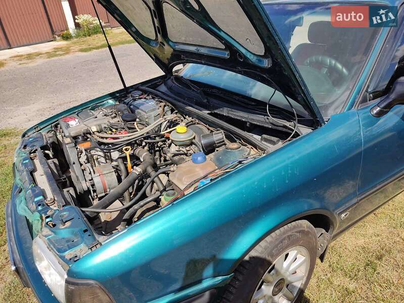 Седан Audi 80 1993 в Решетиловке