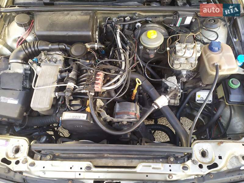 Седан Audi 80 1990 в Киеве