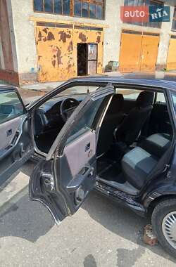 Седан Audi 80 1989 в 
