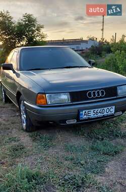 Седан Audi 80 1990 в Кривом Роге