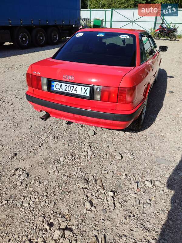 Седан Audi 80 1994 в Монастырище