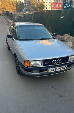 Седан Audi 80 1989 в Ірпені