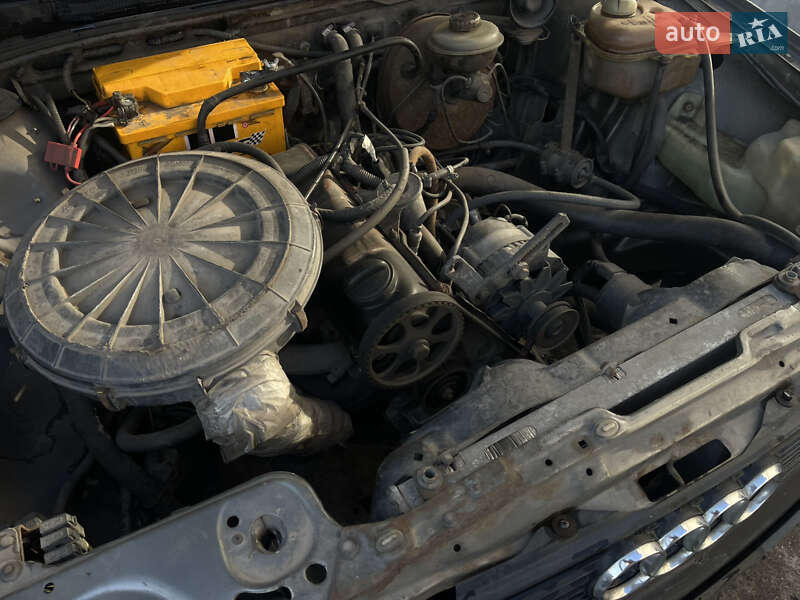Седан Audi 80 1987 в Днепре