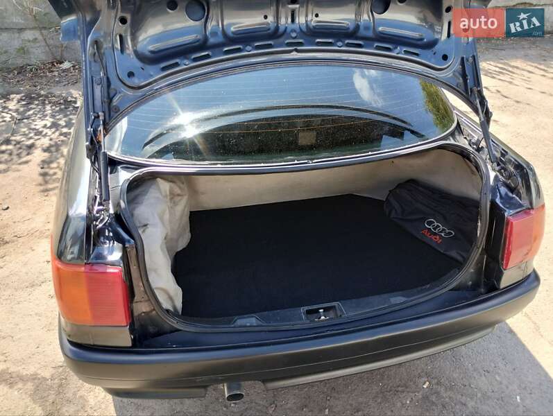 Седан Audi 80 1987 в Києві фото 6 Седан Audi 80 1987 в Києві