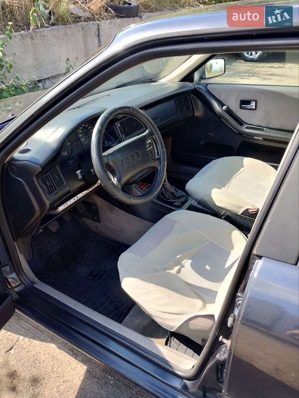Седан Audi 80 1987 в Києві фото 22 Седан Audi 80 1987 в Києві