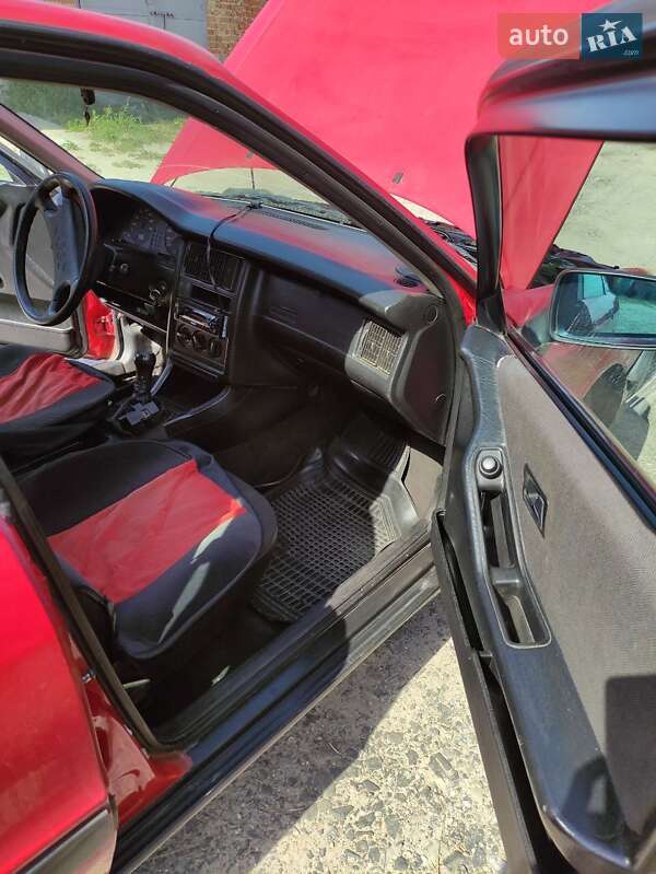Седан Audi 80 1990 в Владимире