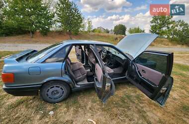Седан Audi 80 1990 в 