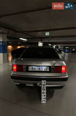 Седан Audi 80 1988 в 