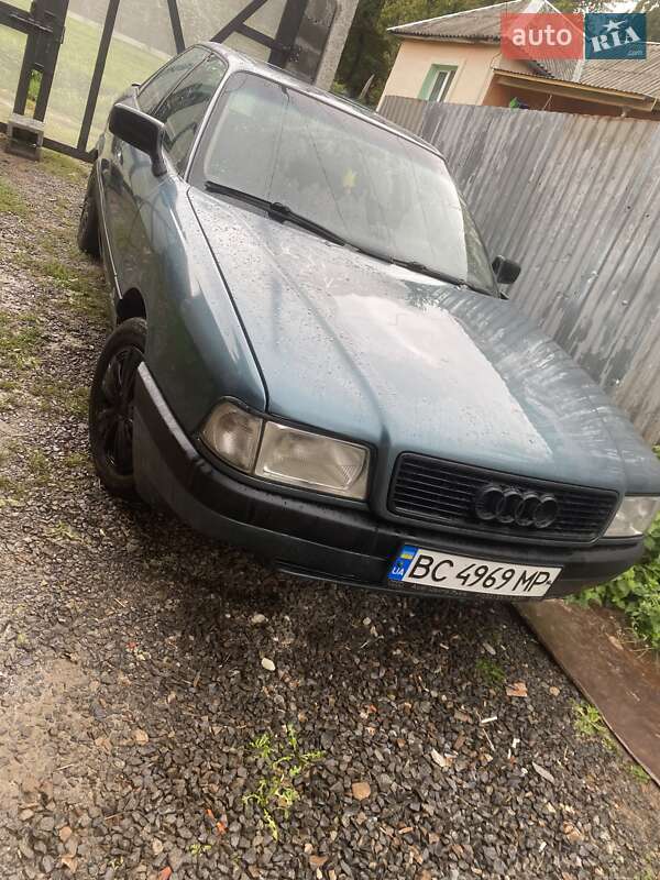 Седан Audi 80 1989 в Обаве