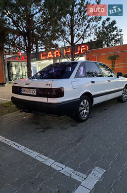 Седан Audi 80 1988 в 