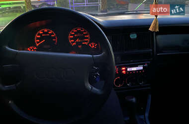 Седан Audi 80 1988 в 