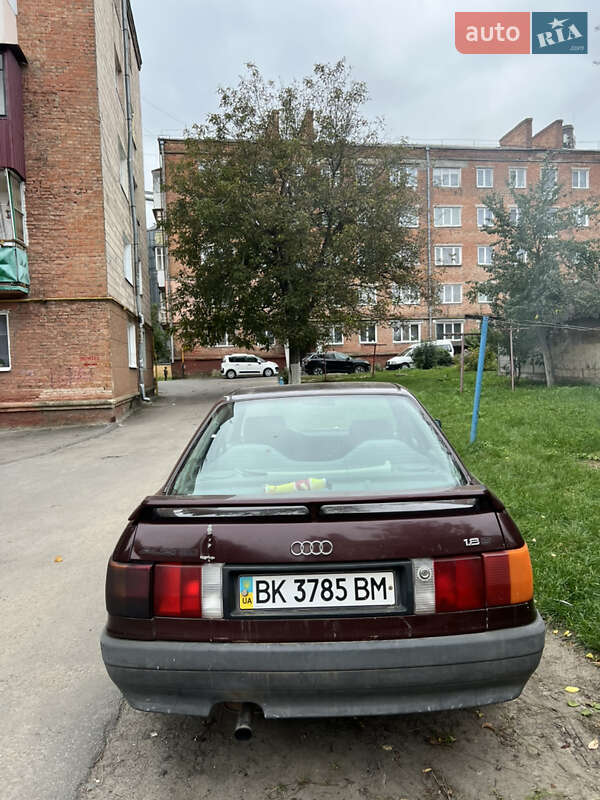 Седан Audi 80 1988 в Здолбуніві