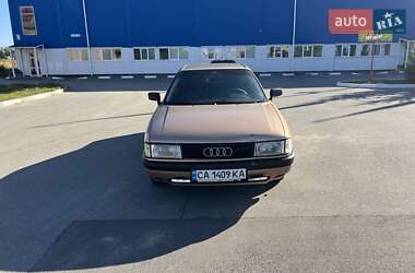 Седан Audi 80 1987 в 