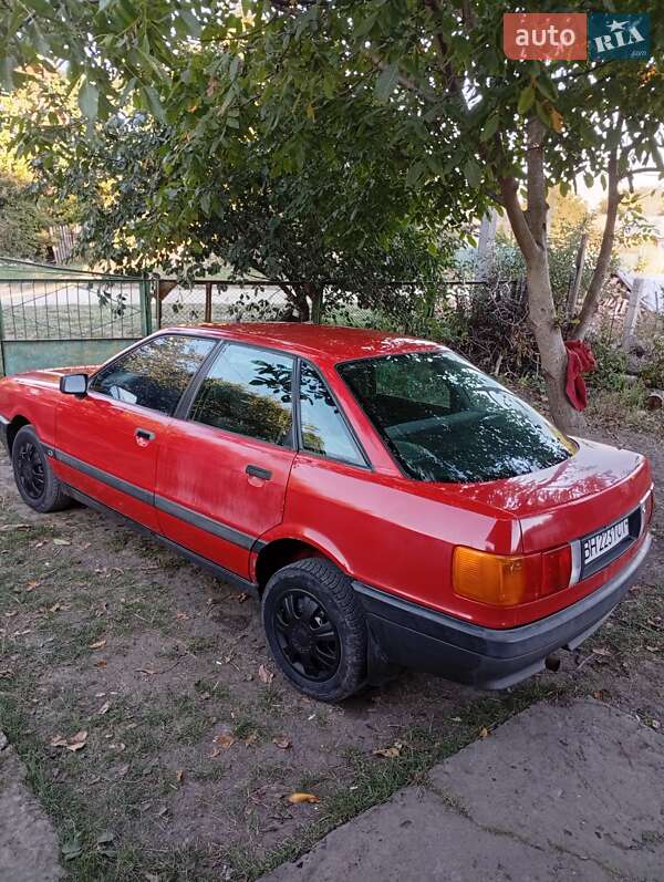 Седан Audi 80 1989 в Гайсине