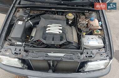 Седан Audi 80 1993 в 