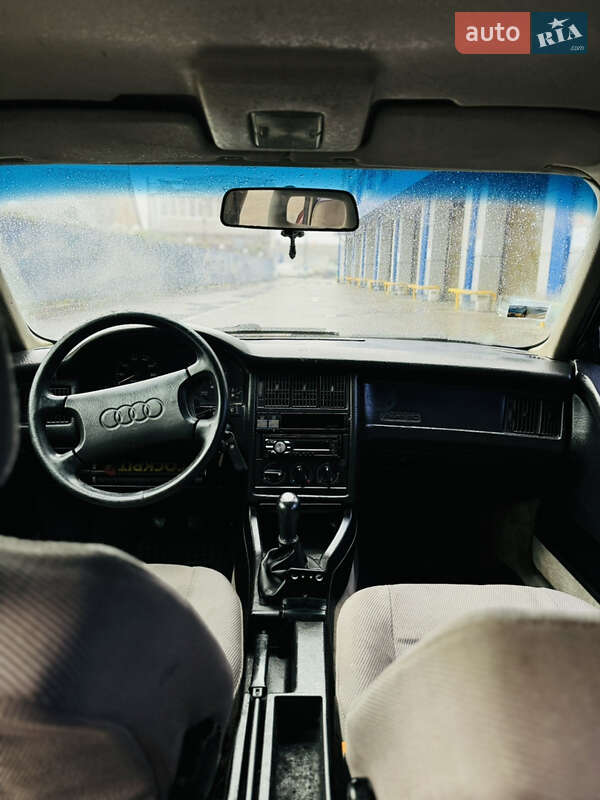 Седан Audi 80 1987 в Житомире