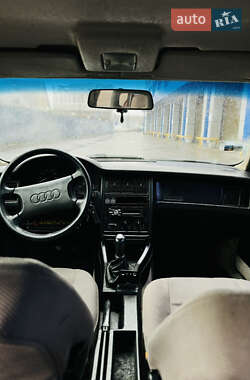 Седан Audi 80 1987 в 