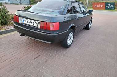 Седан Audi 80 1986 в 