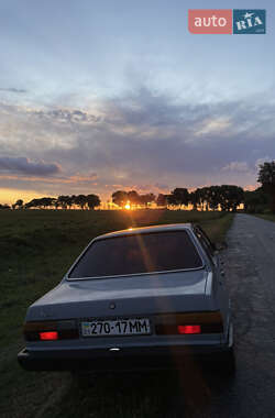 Седан Audi 80 1980 в 