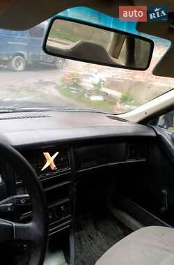 Седан Audi 80 1987 в  фото 12 Седан Audi 80 1987 в