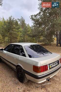 Седан Audi 80 1987 в 
