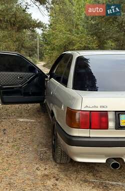Седан Audi 80 1987 в 