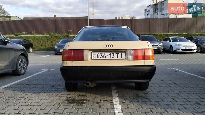 Седан Audi 80 1988 в Тернополі