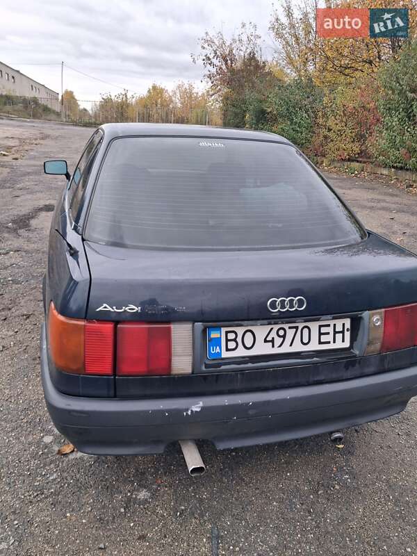Седан Audi 80 1989 в Кременце