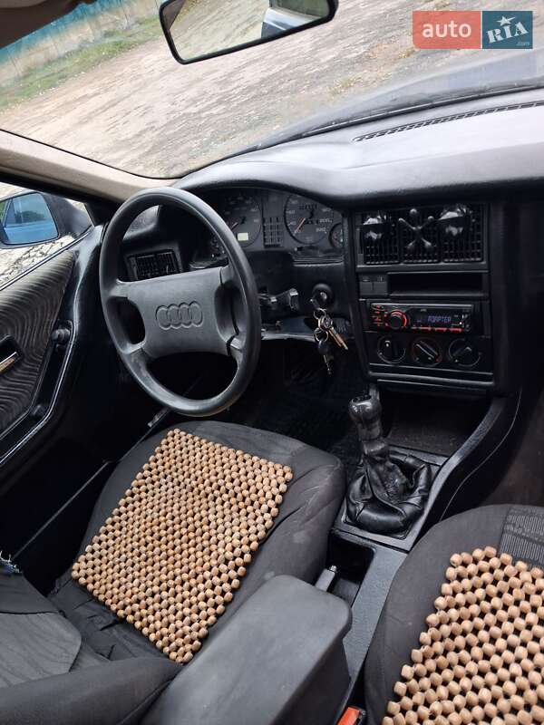 Седан Audi 80 1989 в Кременце