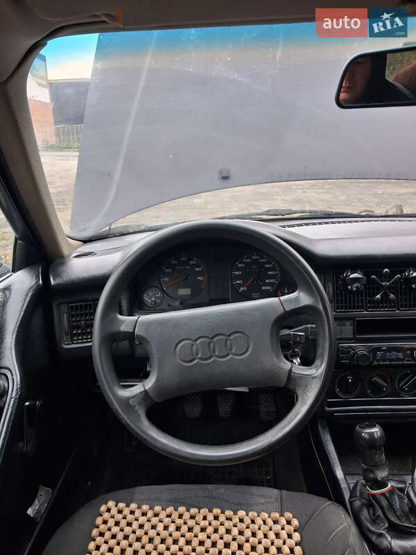 Седан Audi 80 1989 в Кременце