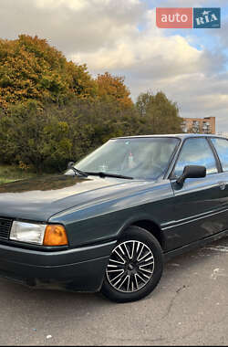 Седан Audi 80 1989 в 