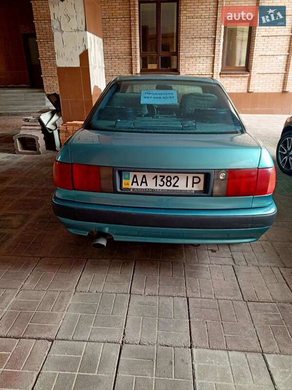 Седан Audi 80 1993 в Києві