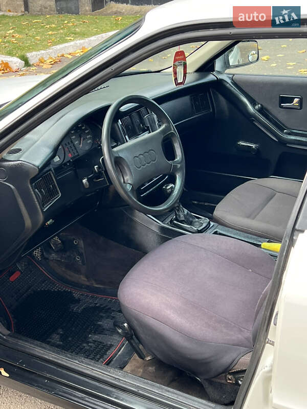 Седан Audi 80 1988 в Рівному