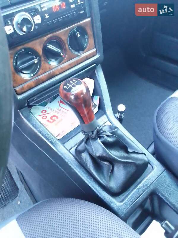 Седан Audi 80 1992 в Підволочиську