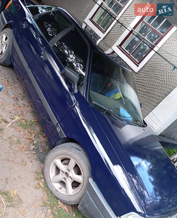 Седан Audi 80 1988 в Уланові фото 24 Седан Audi 80 1988 в Уланові