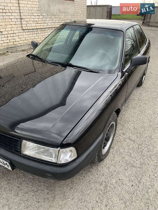 Седан Audi 80 1989 в Бучаче