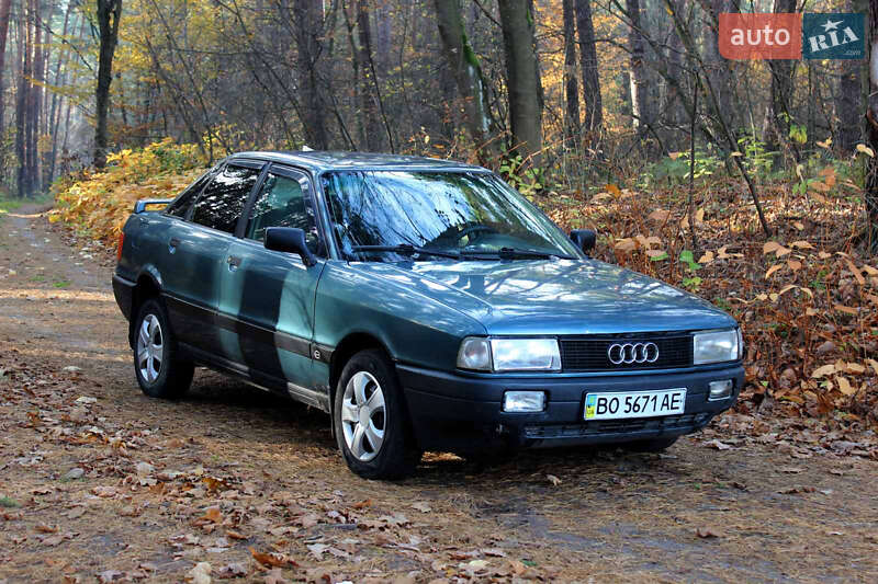 Седан Audi 80 1990 в Кременці