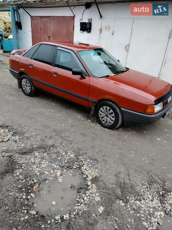 Седан Audi 80 1988 в Тернополі