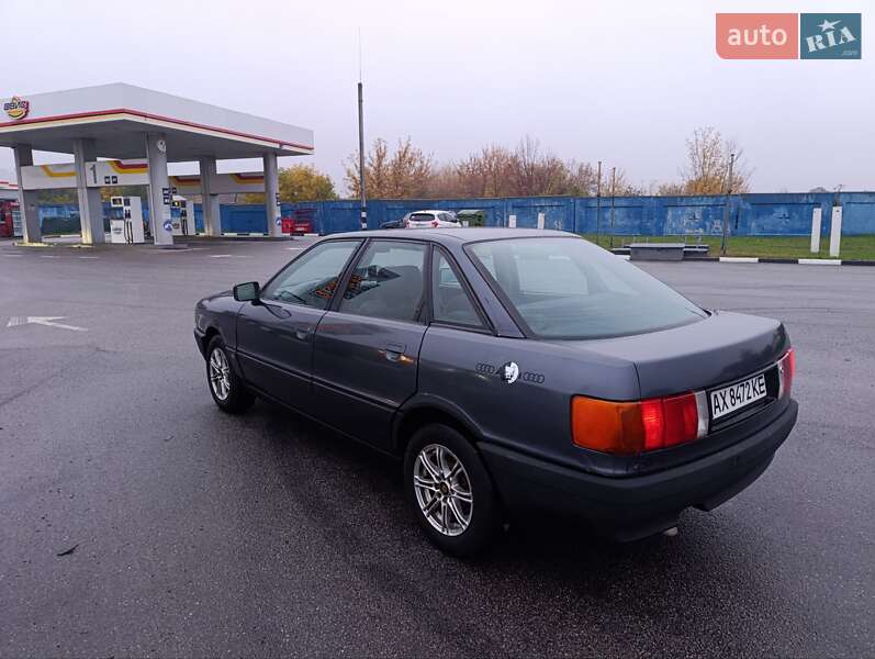 Седан Audi 80 1989 в Харкові