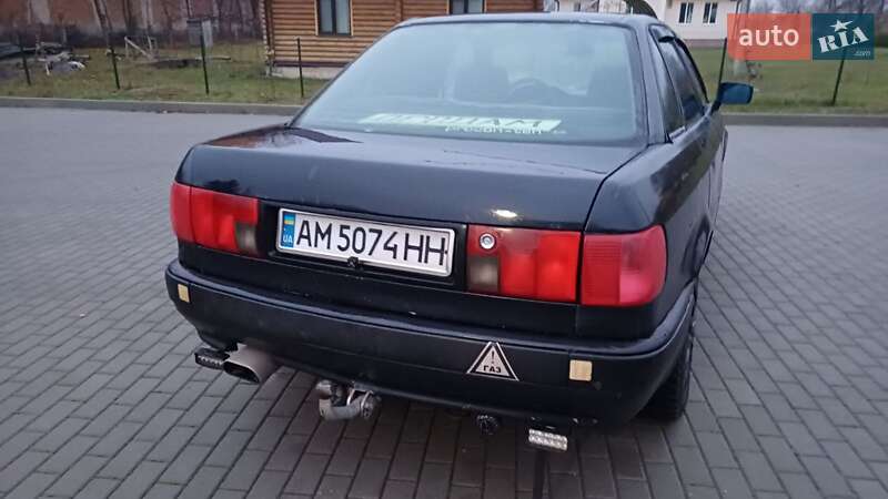 Седан Audi 80 1993 в Бершади
