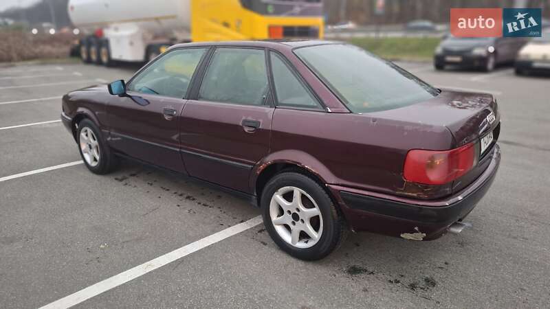Седан Audi 80 1992 в Василькове