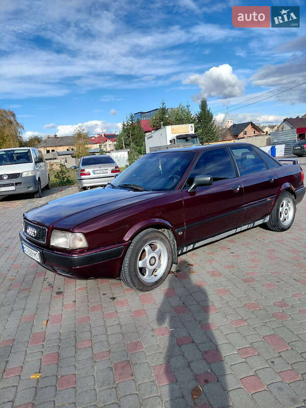 Седан Audi 80 1993 в Городку
