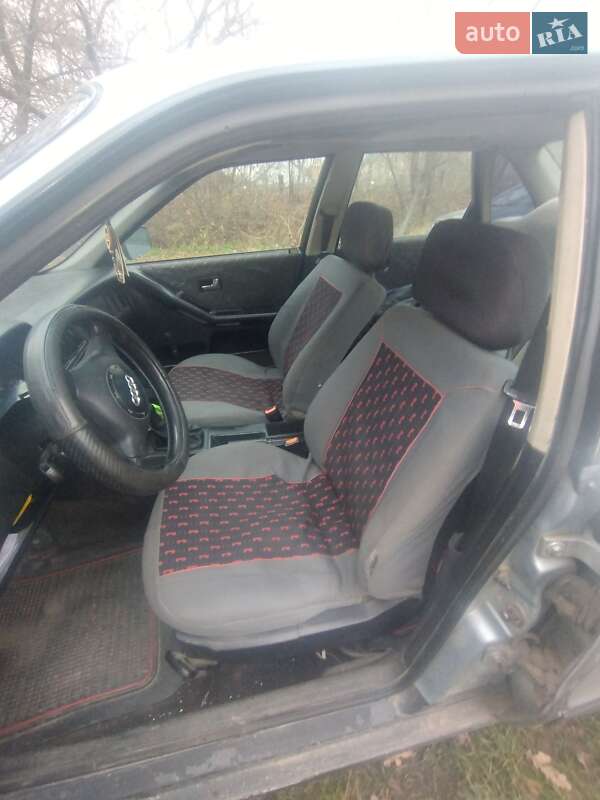 Седан Audi 80 1989 в Ровно фото 3 Седан Audi 80 1989 в Ровно