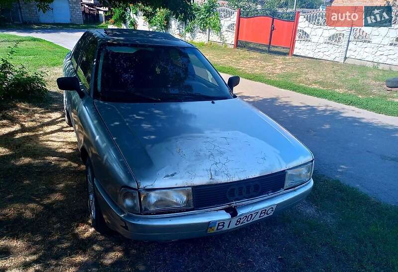 Седан Audi 80 1987 в Лохвиці