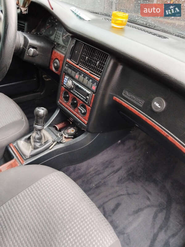 Седан Audi 80 1992 в Черкассах